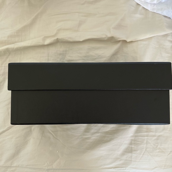 Saint Laurent Shoe Box - Picture 7 of 8